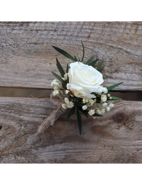 Boutonniere-rencontre-en-fleurs-stabilisées