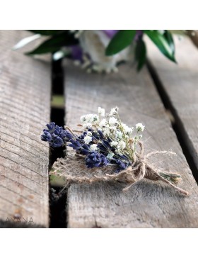 Boutonniere en fleurs eternelles authenticite