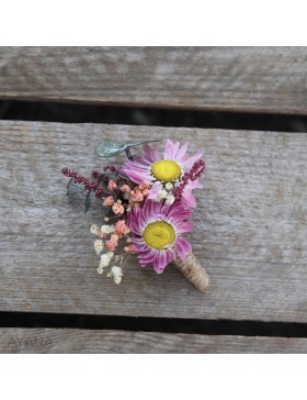 Boutonniere en fleur spontaneite