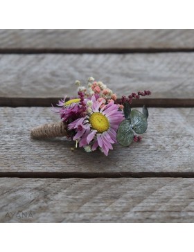 Boutonniere fleurs spontaneite