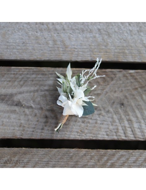 Boutonniere fleurs gentillesse