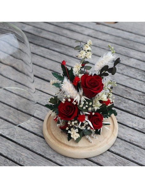 Cloche en fleurs sechees fleurs ambiance festive