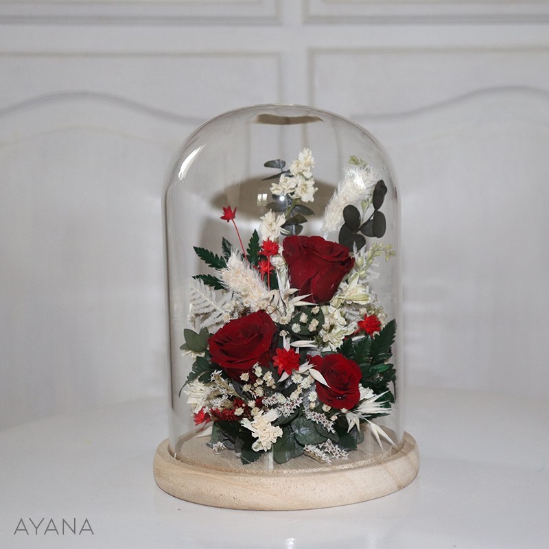 Cloche-fleurs-eternelles-ambiance-festive