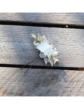 Epingle Gwenaelle en fleurs stabilisees