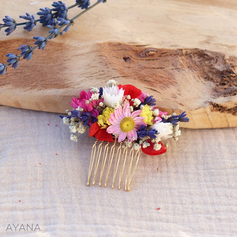 Peignes en fleurs sechees Cmaeron