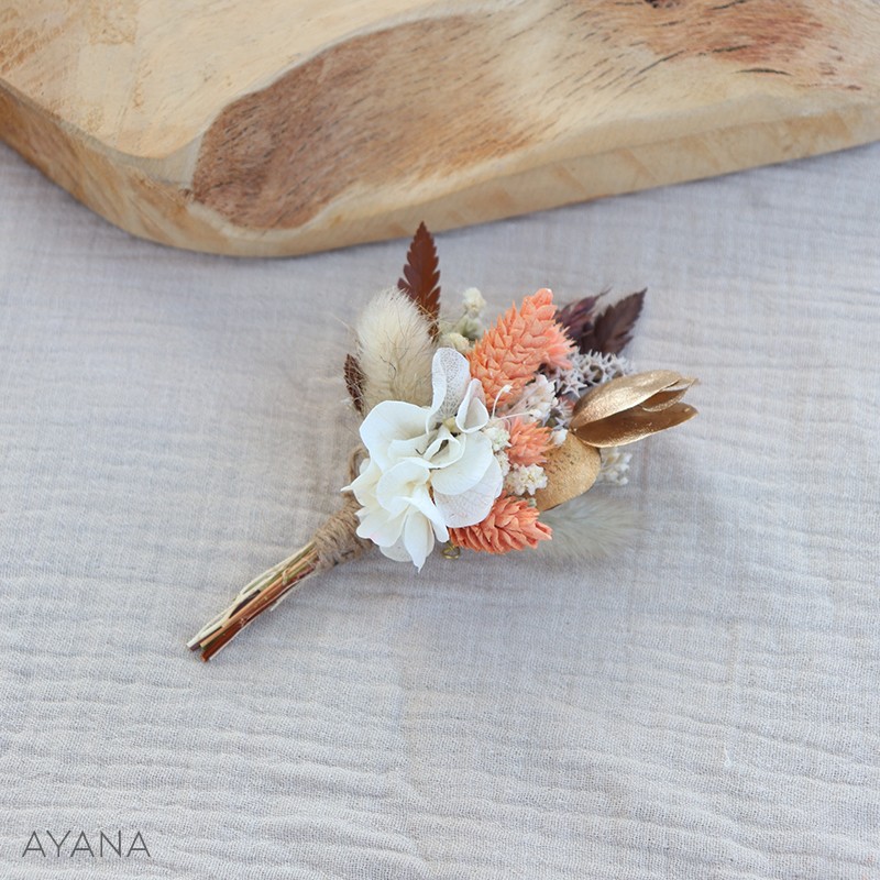 Boutonniere en fleurs sechees Paillette