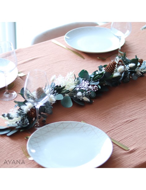 Chemin de table en fleurs sechees MERIBEL