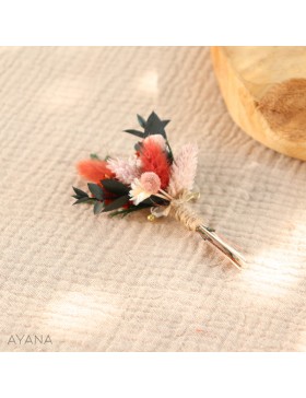 Boutonniere fleurs stabilisees TENDANCE