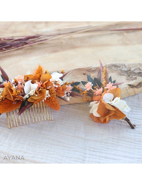 Boutonniere en fleurs stabilisees SOUHAIT